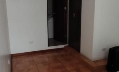 Edificio de 5 departamentos