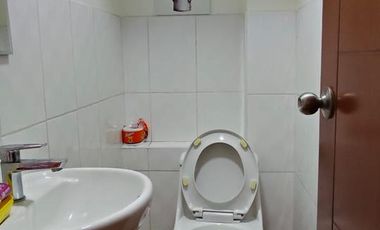 Edificio de 5 departamentos