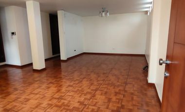 Edificio de 5 departamentos