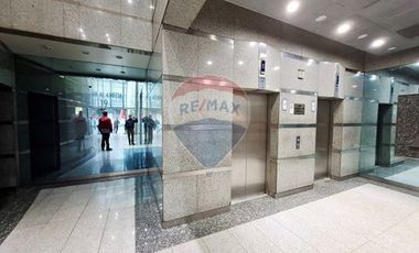 Oficina a pasos de Metro U.Chile