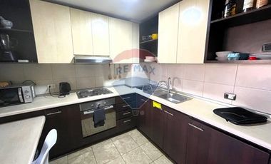 Excelente Departamento con Hall de entrada