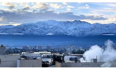 Excelente Departamento con Hall de entrada