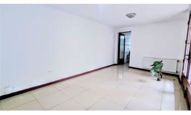 Edificio en Venta de 4 Pisos, 14 Privados