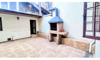 Edificio en Venta de 4 Pisos, 14 Privados