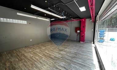 se arrienda local comercial en Ñuñoa