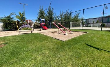 ¡Casa moderna en Buin, lista para vivir!