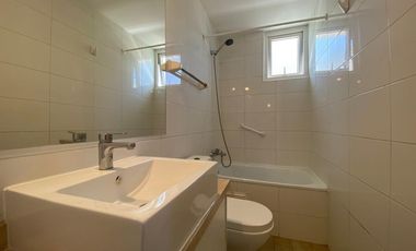 ¡Casa moderna en Buin, lista para vivir!