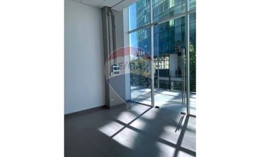 Arriendo - Local Comercial Nuevo | Las Condes