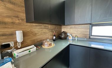 Casa de lujo en arriendo en La Reina, 5 dorm.