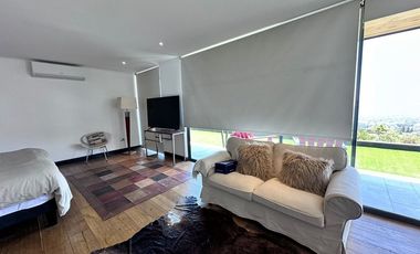 Casa de lujo en arriendo en La Reina, 5 dorm.