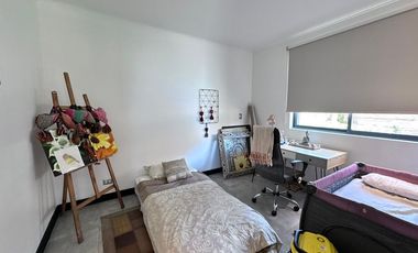 Casa de lujo en arriendo en La Reina, 5 dorm.