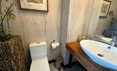 Casa de lujo en arriendo en La Reina, 5 dorm.