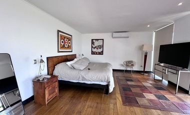 Casa de lujo en arriendo en La Reina, 5 dorm.