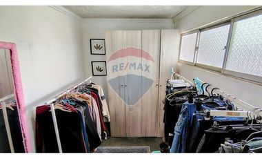Encantadora casa en El Bosque, 6 dorms, 4 baños.