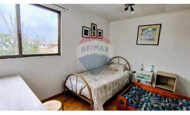 Encantadora casa en El Bosque, 6 dorms, 4 baños.