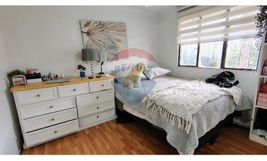 Encantadora casa en El Bosque, 6 dorms, 4 baños.