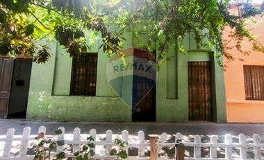 Casa en arriendo 4D Stgo Centro