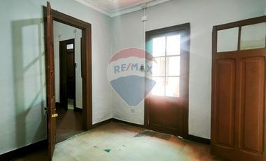 Casa en arriendo 4D Stgo Centro