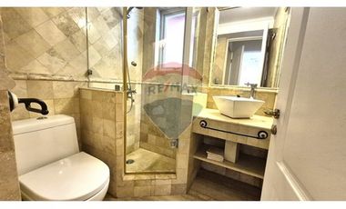 Amplia/luminosa casa 3 pisos (Pinares de Montemar)