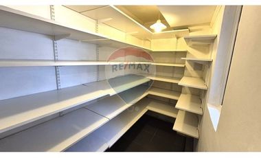 Amplia/luminosa casa 3 pisos (Pinares de Montemar)