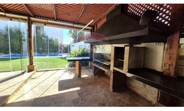 Amplia/luminosa casa 3 pisos (Pinares de Montemar)