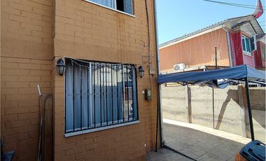 Acogedora Casa de 2 pisos en Quilicura
