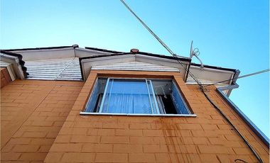 Acogedora Casa de 2 pisos en Quilicura