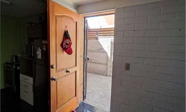 Acogedora Casa de 2 pisos en Quilicura