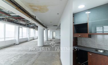 Espectacular oficina en Providencia (0,4 UF/m2)