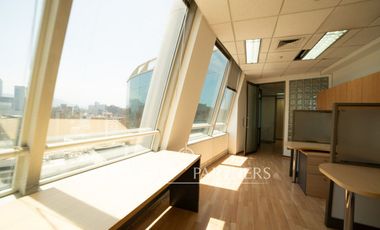 Espectacular oficina en Providencia (0,4 UF/m2)