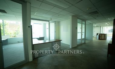 Espectacular oficina en Providencia (0,4 UF/m2)