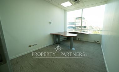 Espectacular oficina en Providencia (0,4 UF/m2)