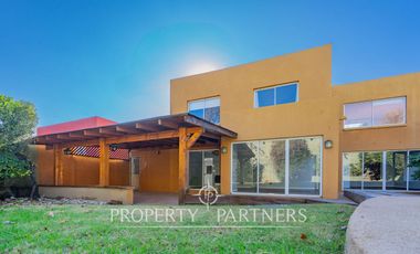 Venta gran casa en micro barrio muy seguro y cerrado con acceso controlados sin GC