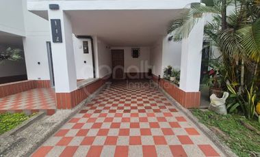 ARRIENDO de CASAS en ENVIGADO