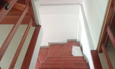 ARRIENDO de CASAS en SABANETA