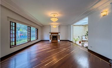 Casa de lujo en arriendo con BBQ y jacuzzi, Santa Bárbara, Bogotá D.C.