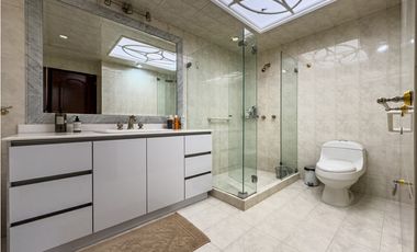 Casa de lujo en arriendo con BBQ y jacuzzi, Santa Bárbara, Bogotá D.C.