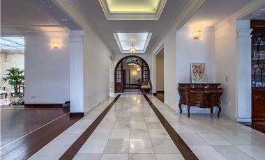 Casa de lujo en arriendo con BBQ y jacuzzi, Santa Bárbara, Bogotá D.C.
