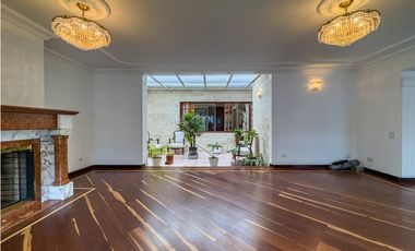 Casa de lujo en arriendo con BBQ y jacuzzi, Santa Bárbara, Bogotá D.C.
