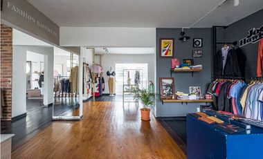 Casa en arriendo con uso comercial, Quinta Camacho, Bogotá D.C.