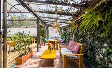 Casa en arriendo con uso comercial, Quinta Camacho, Bogotá D.C.