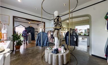 Casa en arriendo con uso comercial, Quinta Camacho, Bogotá D.C.