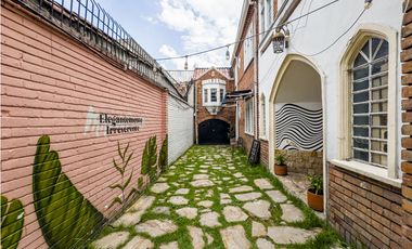 Casa en arriendo con uso comercial, Quinta Camacho, Bogotá D.C.