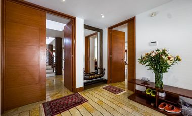 Casa en arriendo con diseño majestuoso, Vía La Calera, Bogotá D.C.