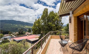 Casa en arriendo con diseño majestuoso, Vía La Calera, Bogotá D.C.