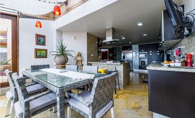 Casa en arriendo con diseño majestuoso, Vía La Calera, Bogotá D.C.