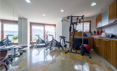 Casa en arriendo con diseño majestuoso, Vía La Calera, Bogotá D.C.