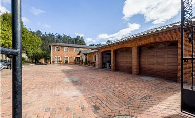 Casa en arriendo con vista panorámica, Cedritos – Usaquén, Bogotá D.C.