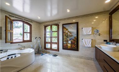 Casa en arriendo con vista panorámica, Cedritos – Usaquén, Bogotá D.C.