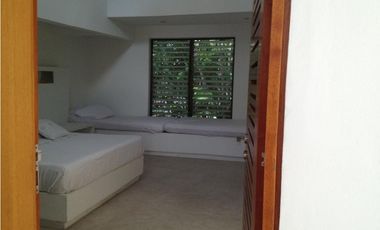 Casa en venta a puerta cerradas, Club Puerto Peñalisa, Girardot